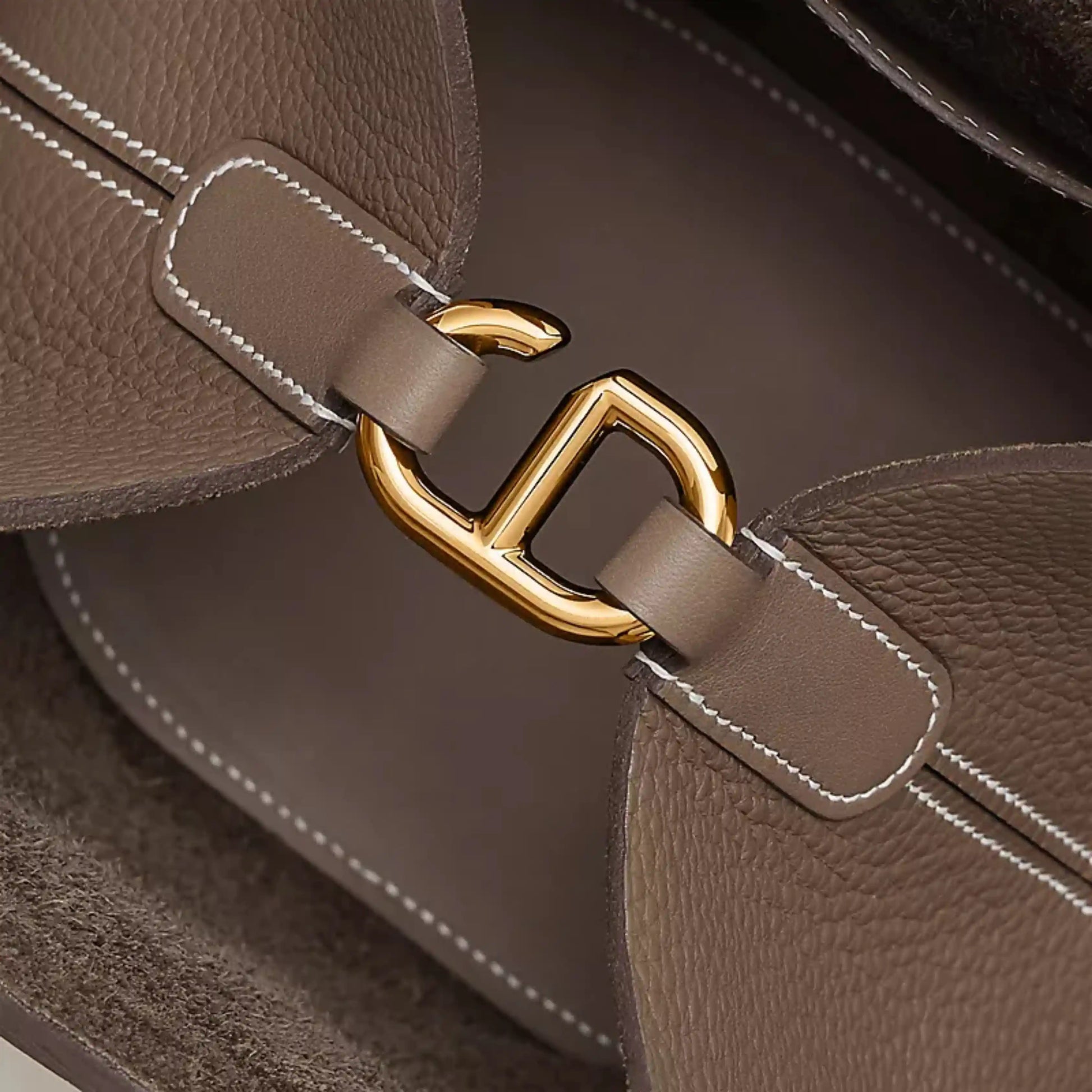 Hermès Bag | In-the-Loop 18 Vermillon Olive
