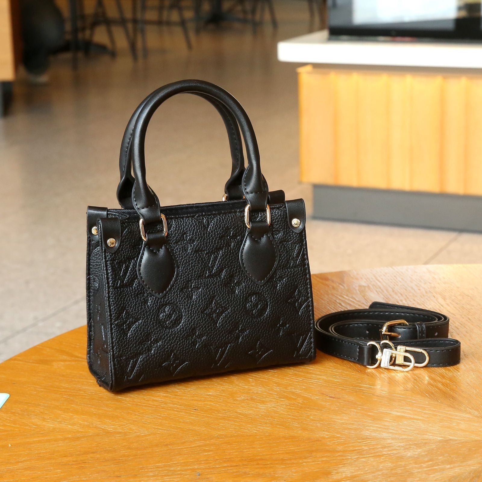 Louis Vuitton Bag | OnTheGo BB Noir