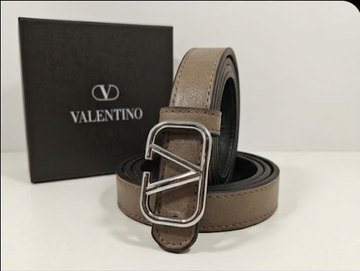 Valentino Garavani VLogo Signature belt